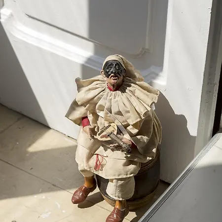 فندق Rosaroll نابولي